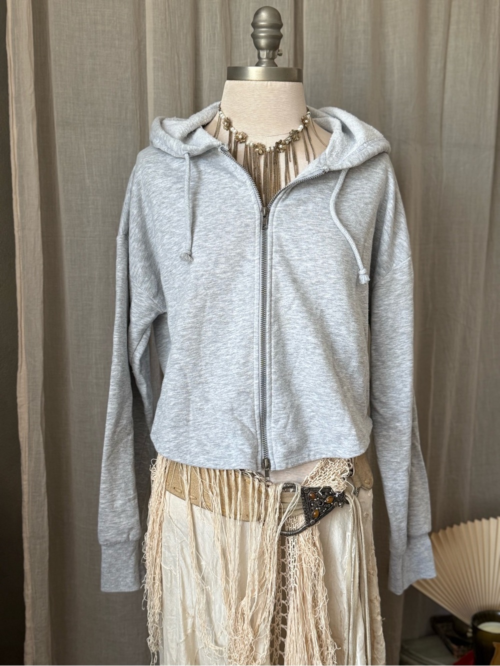 Vintage Cropped grey zip up hoodie sweatshirt - Picture 2 of 5